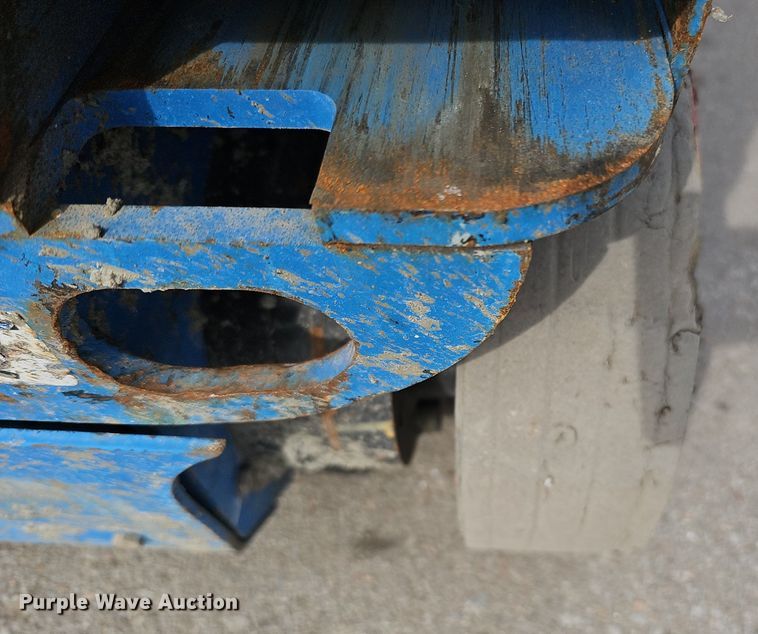 image for item IO9864 2016 Genie GR-20 vertical lift