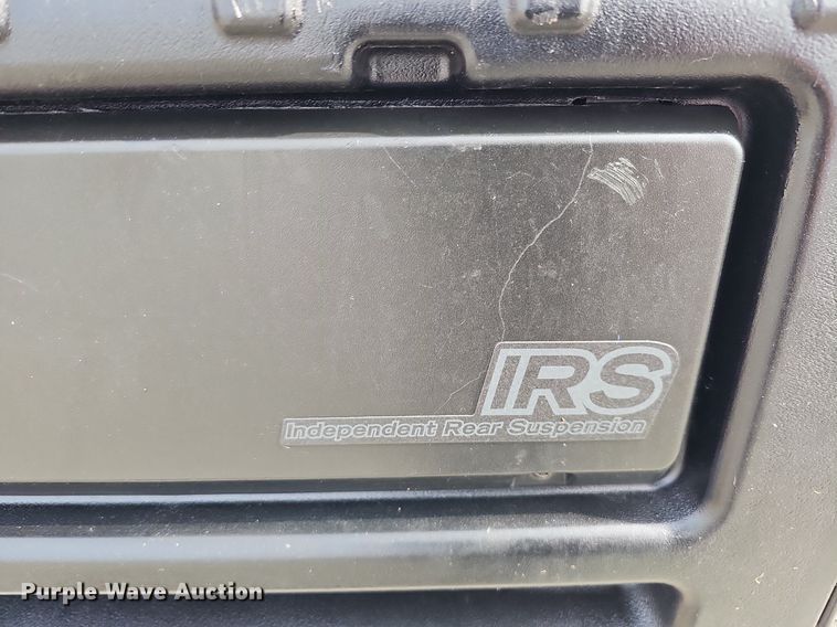 image for item IO9866 2014 John Deere Gator 825e utility vehicle