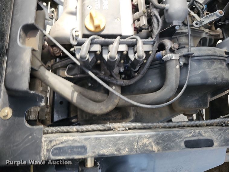 image for item IO9866 2014 John Deere Gator 825e utility vehicle