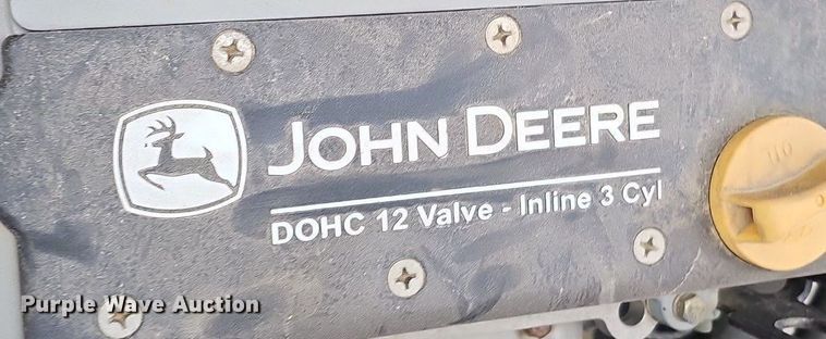 image for item IO9866 2014 John Deere Gator 825e utility vehicle