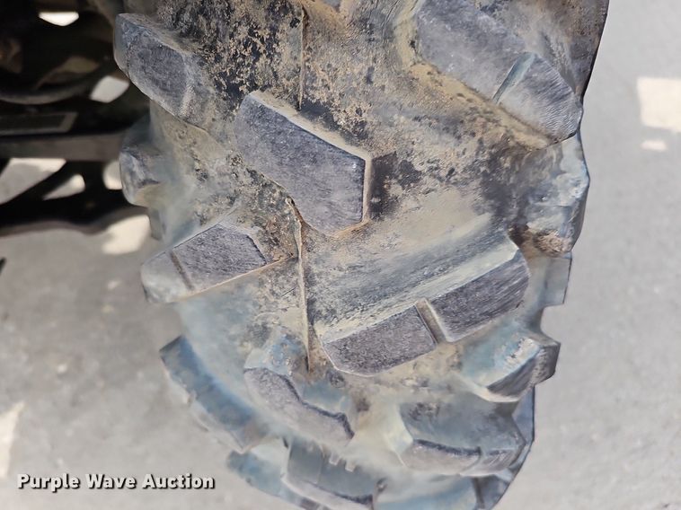 image for item IO9866 2014 John Deere Gator 825e utility vehicle