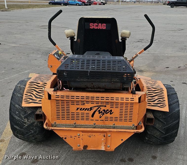 image for item IO9867 Scag STT61A-25CH ZTR lawn mower