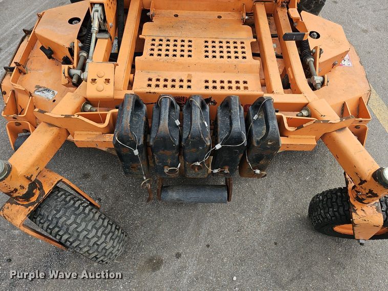 image for item IO9867 Scag STT61A-25CH ZTR lawn mower