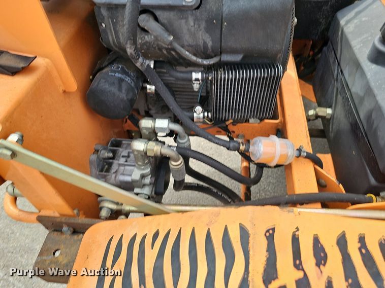 image for item IO9867 Scag STT61A-25CH ZTR lawn mower