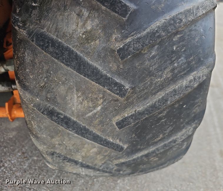 image for item IO9867 Scag STT61A-25CH ZTR lawn mower