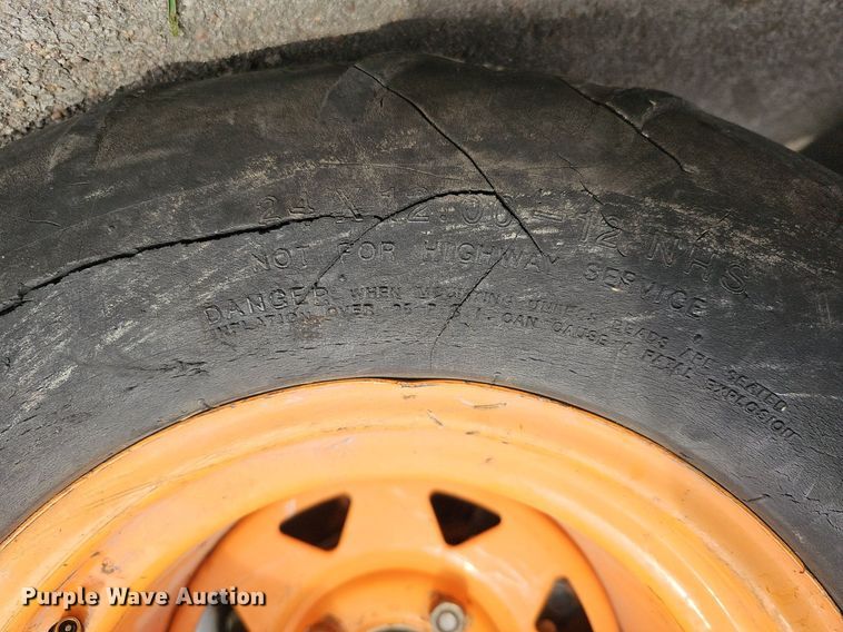 image for item IO9867 Scag STT61A-25CH ZTR lawn mower