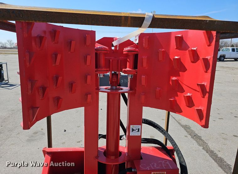 image for item IO9870 2023 Raytree RMPJ28 skid steer pole jack