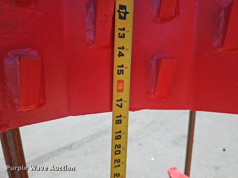 image for item IO9870 2023 Raytree RMPJ28 skid steer pole jack