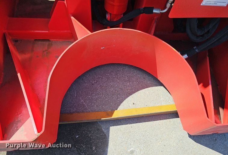 image for item IO9870 2023 Raytree RMPJ28 skid steer pole jack