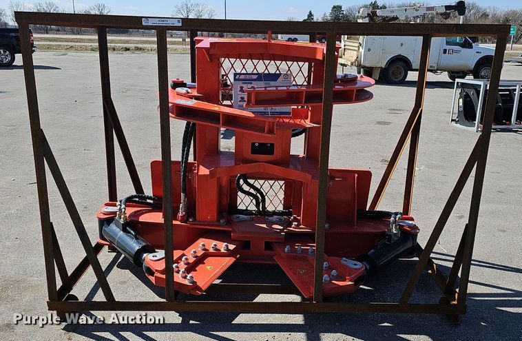 image for item IO9872 2023 Topcat ECSSRB skid steer tree shear