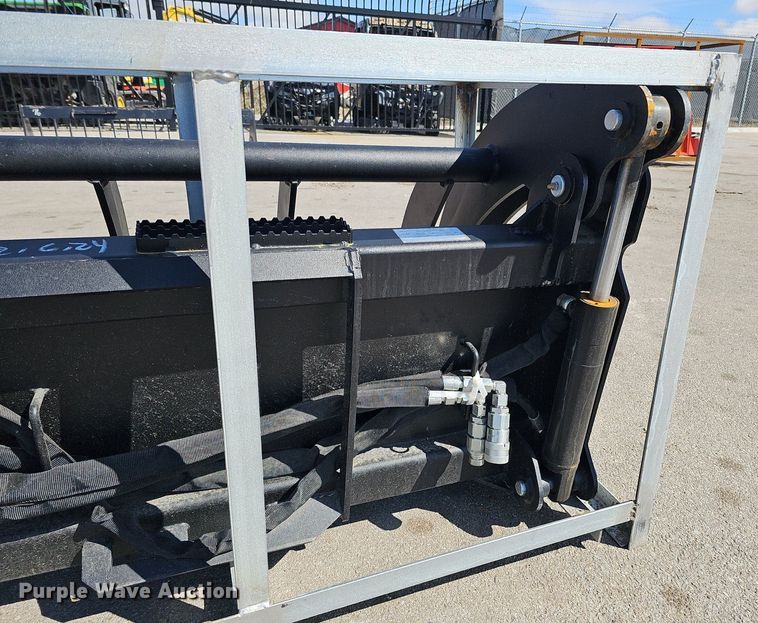 image for item IO9874 2023 Heavy Grass Fork Grapple 78