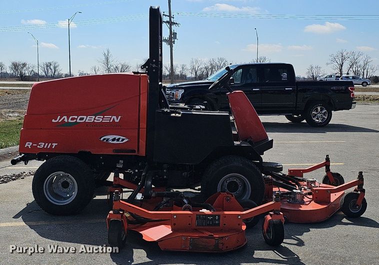 image for item IO9876 Jacobsen R-3IIT lawn mower