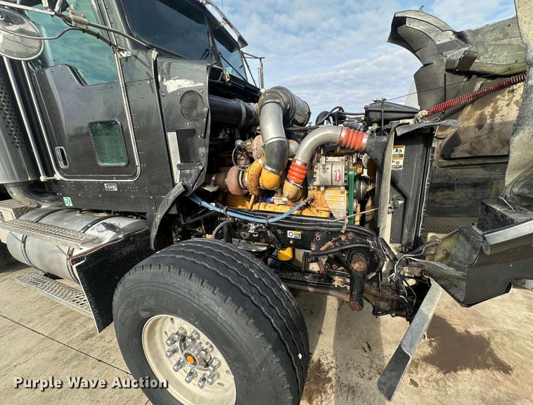 image for item JD9069 2007 Kenworth T800 dump truck