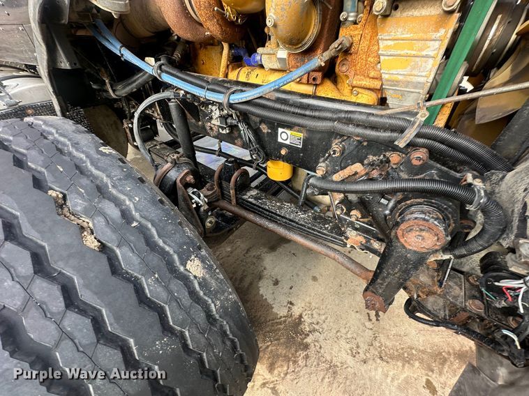 image for item JD9069 2007 Kenworth T800 dump truck