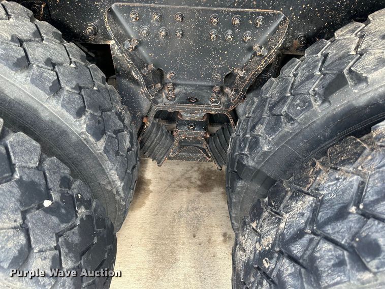 image for item JD9069 2007 Kenworth T800 dump truck