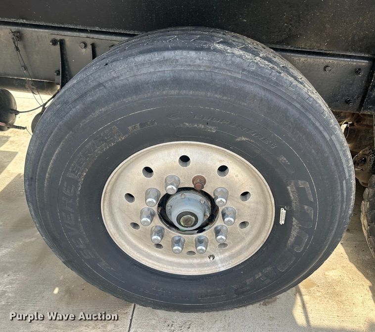 image for item JD9069 2007 Kenworth T800 dump truck