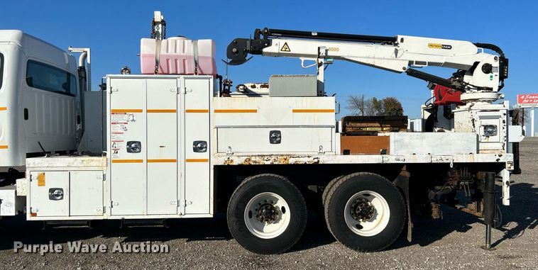 image for item KH9659 2014 Freightliner  108SD utility / service truck