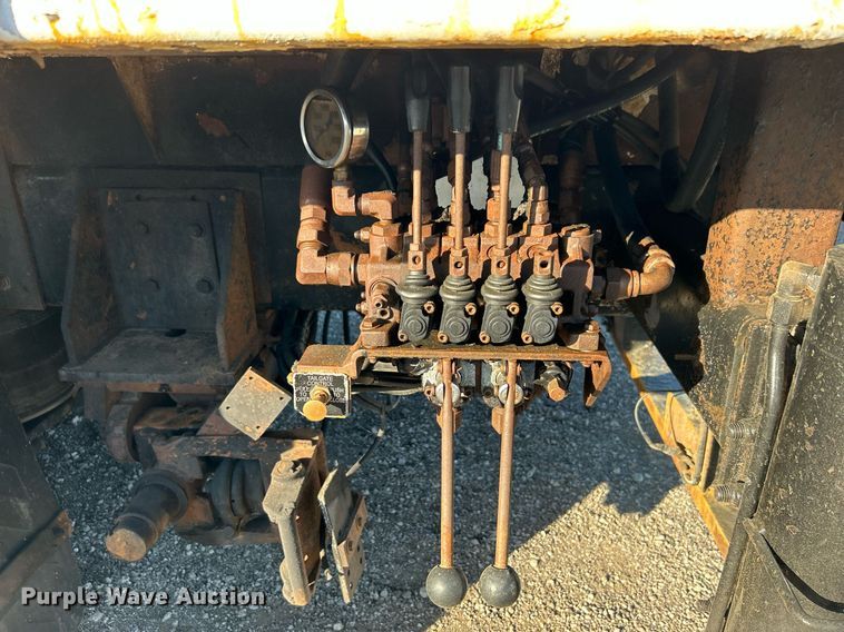 image for item KH9659 2014 Freightliner  108SD utility / service truck