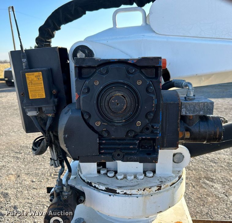 image for item KH9659 2014 Freightliner  108SD utility / service truck