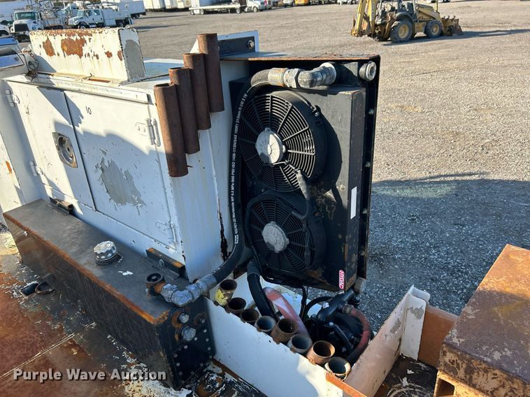 image for item KH9659 2014 Freightliner  108SD utility / service truck