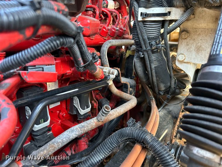 image for item KH9659 2014 Freightliner  108SD utility / service truck