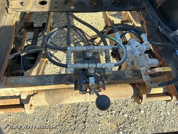 image for item KH9659 2014 Freightliner  108SD utility / service truck