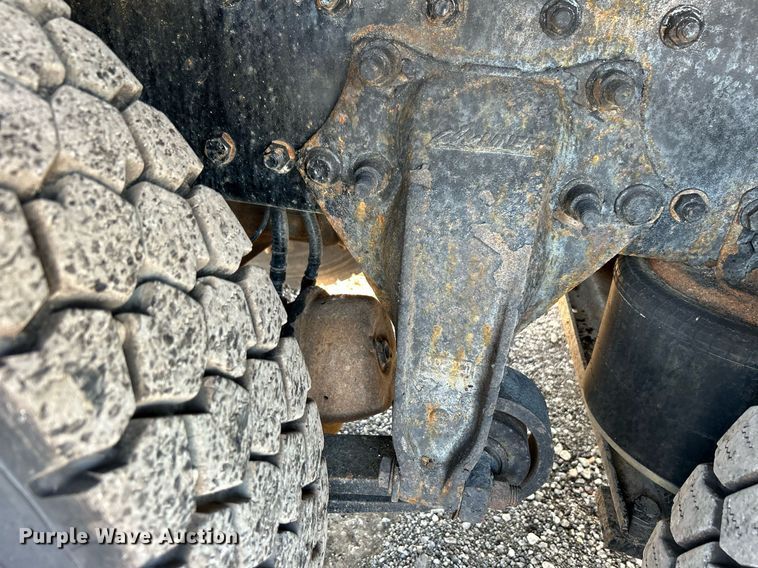 image for item KH9659 2014 Freightliner  108SD utility / service truck