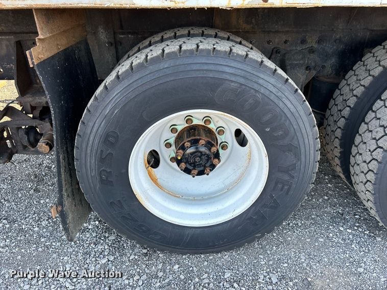 image for item KH9659 2014 Freightliner  108SD utility / service truck