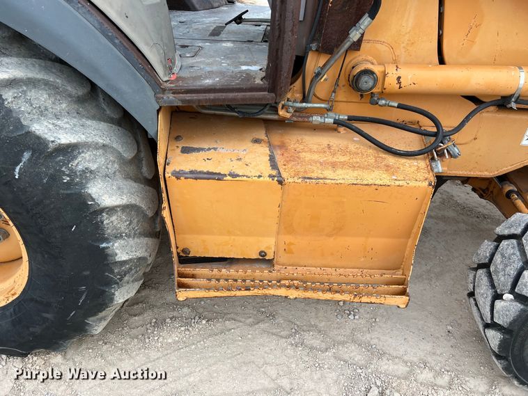 image for item KV9802 2001 Case 580M backhoe