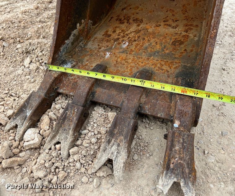 image for item KV9802 2001 Case 580M backhoe