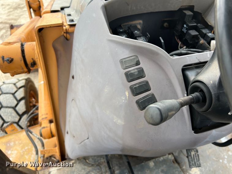 image for item KV9802 2001 Case 580M backhoe