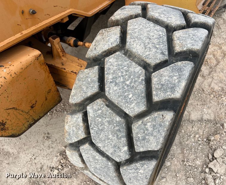 image for item KV9802 2001 Case 580M backhoe