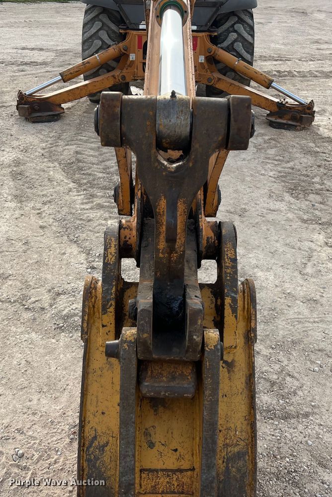 image for item KV9806 2003 Case 580 Super M backhoe