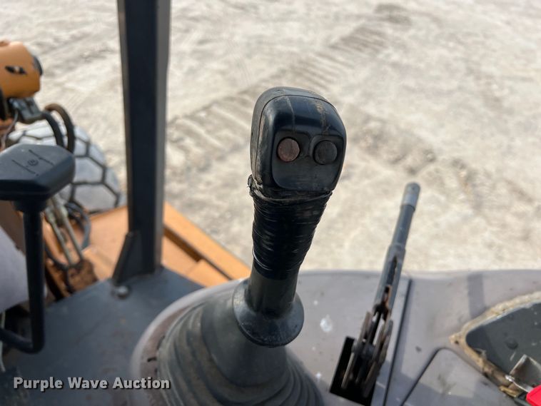 image for item KV9806 2003 Case 580 Super M backhoe