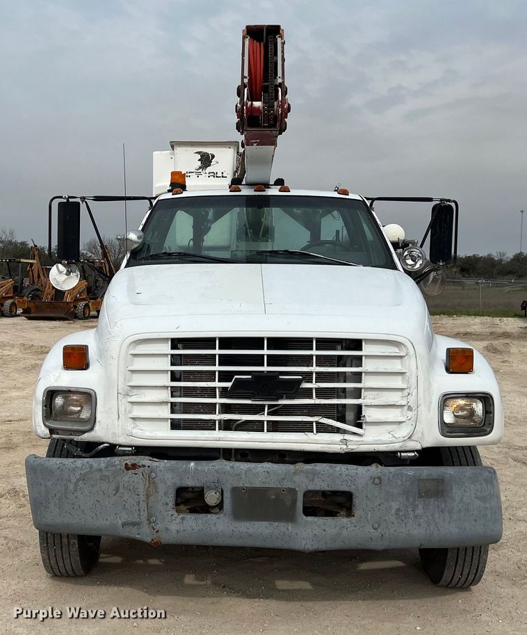 image for item KV9807 1999 Chevrolet C6500 bucket truck