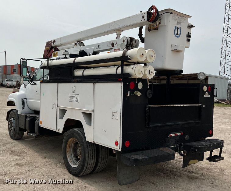 image for item KV9807 1999 Chevrolet C6500 bucket truck
