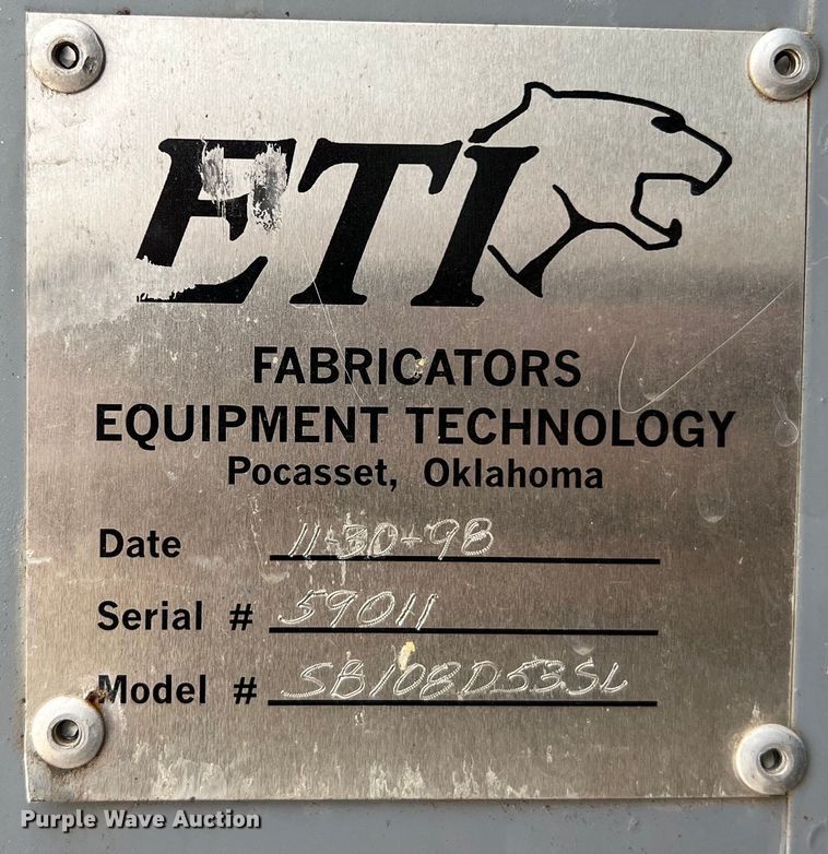 image for item KV9807 1999 Chevrolet C6500 bucket truck