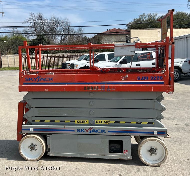 image for item KV9810 Skyjack  SJ 3226 scissor lift
