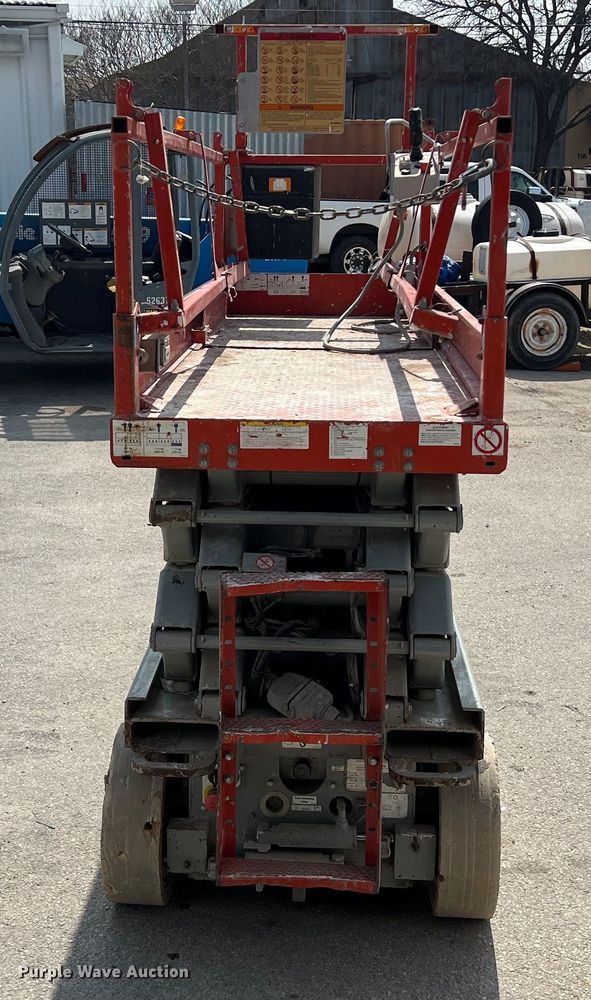 image for item KV9810 Skyjack  SJ 3226 scissor lift