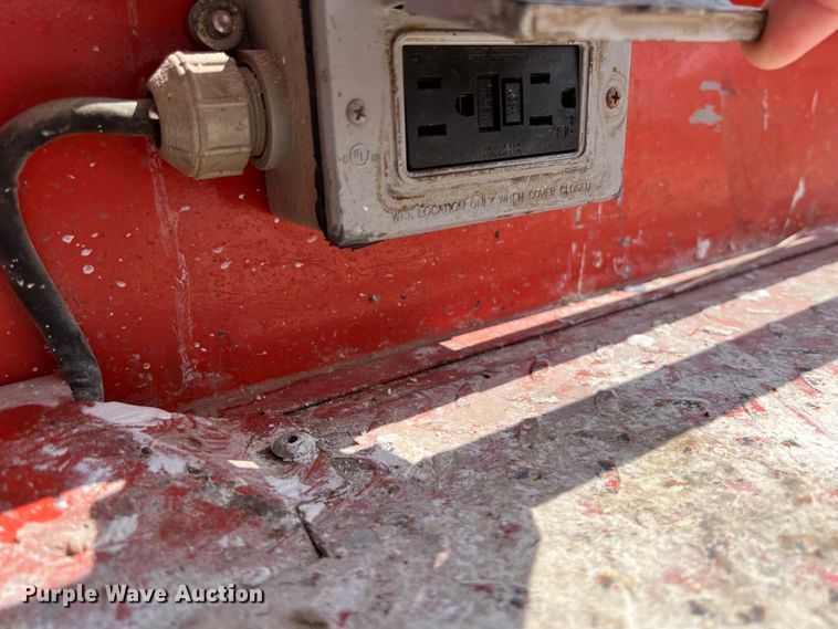 image for item KV9810 Skyjack  SJ 3226 scissor lift