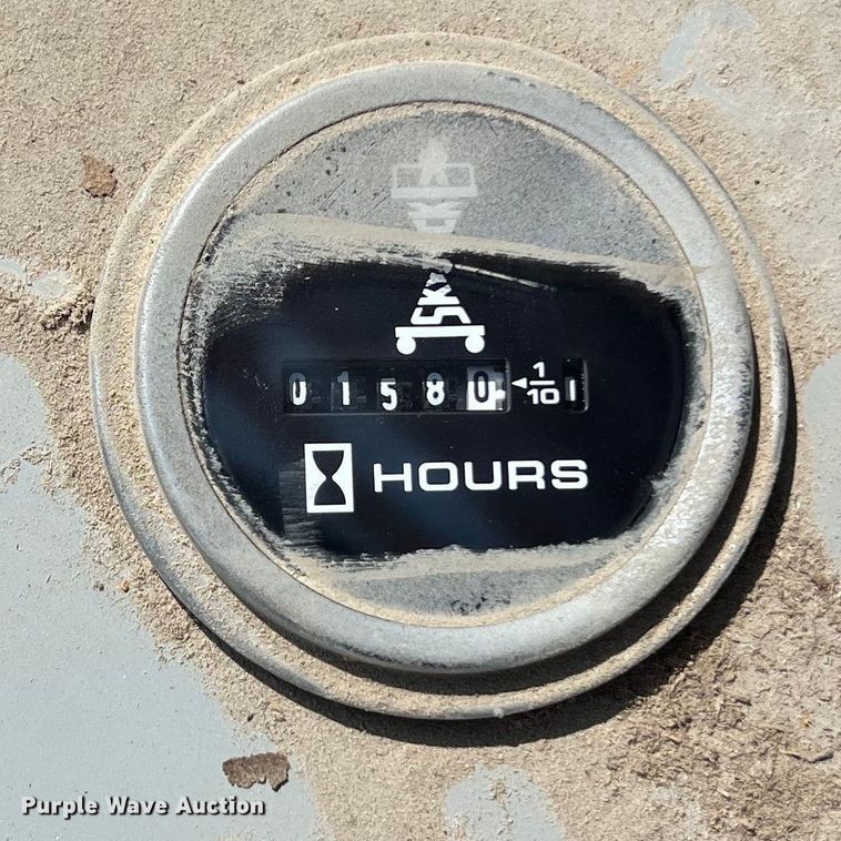 image for item KV9810 Skyjack  SJ 3226 scissor lift