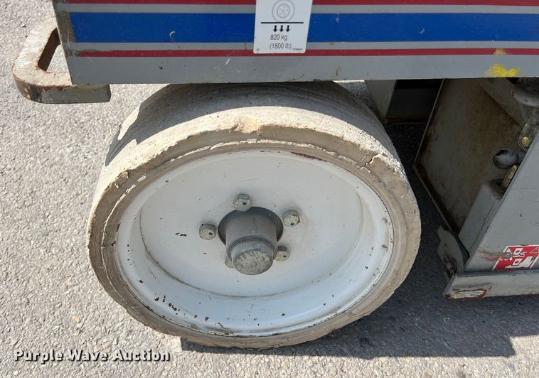 image for item KV9810 Skyjack  SJ 3226 scissor lift