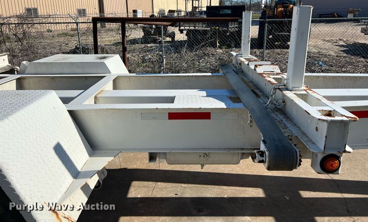image for item KV9824 2011 Butler pole trailer