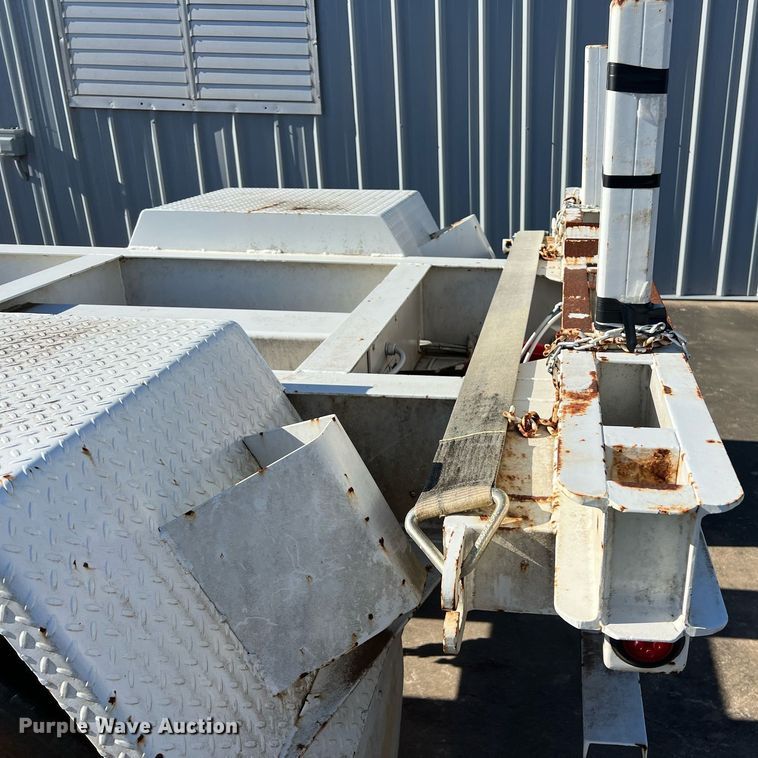 image for item KV9824 2011 Butler pole trailer