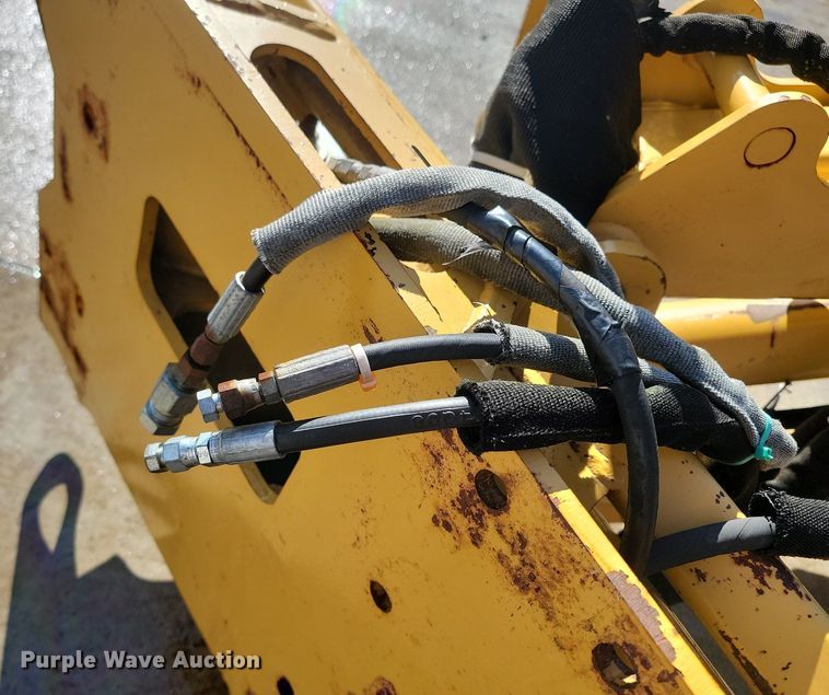 image for item LA9676 2006 Vermeer VP650 vibratory plow