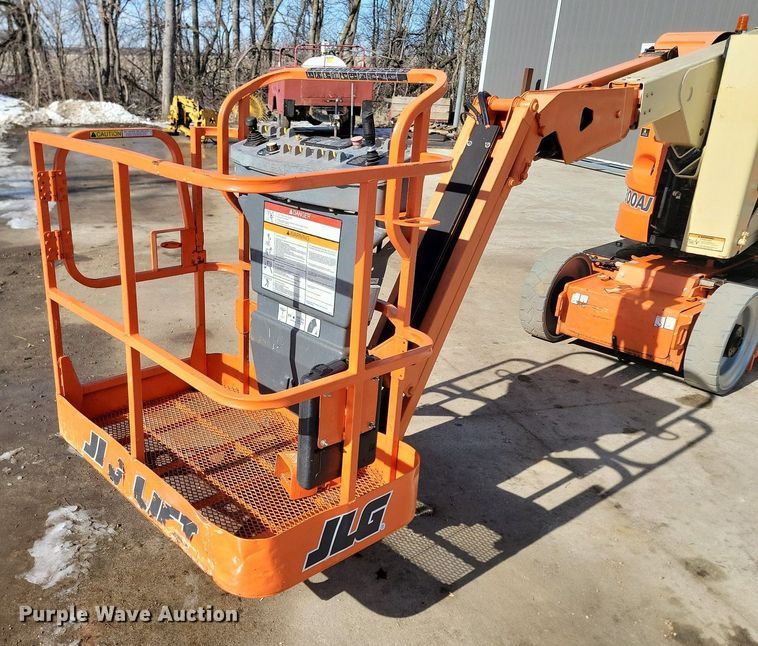 image for item LA9677 2007 JLG E300AJ boom lift