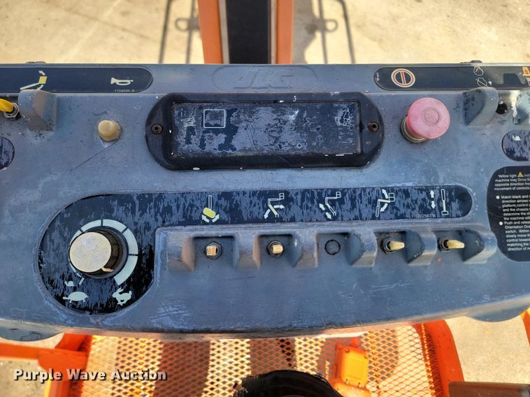 image for item LA9677 2007 JLG E300AJ boom lift