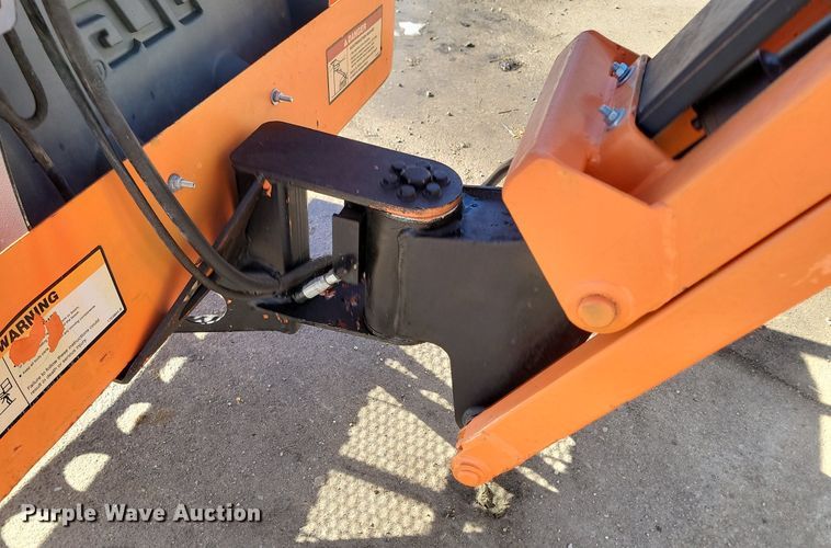 image for item LA9677 2007 JLG E300AJ boom lift