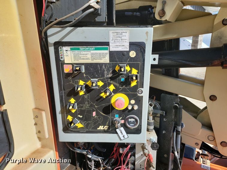 image for item LA9677 2007 JLG E300AJ boom lift