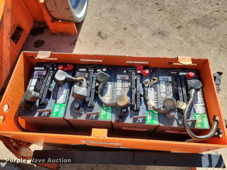 image for item LA9677 2007 JLG E300AJ boom lift